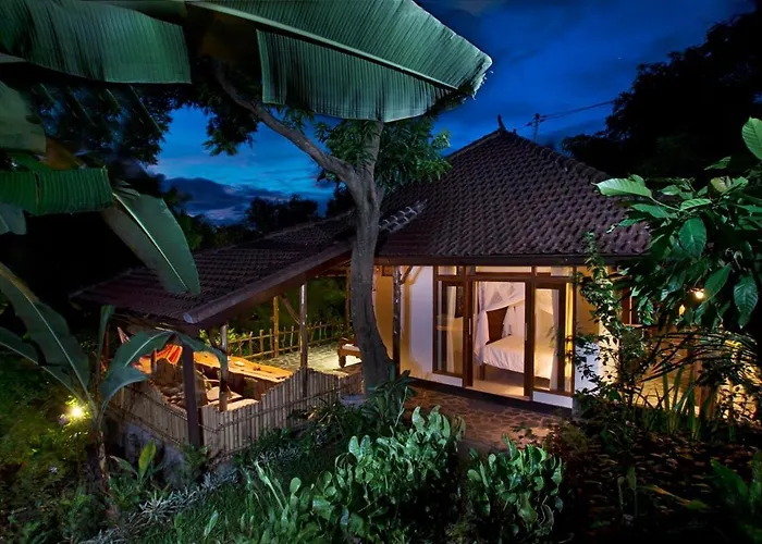 Temple Retreat Rumah Cantik