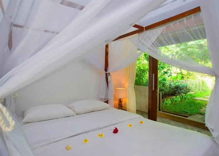 Temple Retreat Rumah Cantik *
